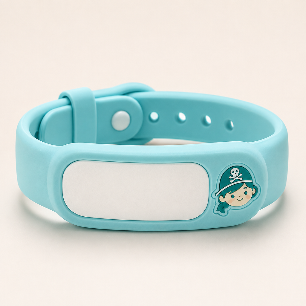 KidaID bracelet d’identification enfant turquoise sur fond beige